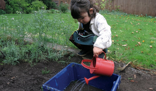 Simple projects to try with children in an urban garden