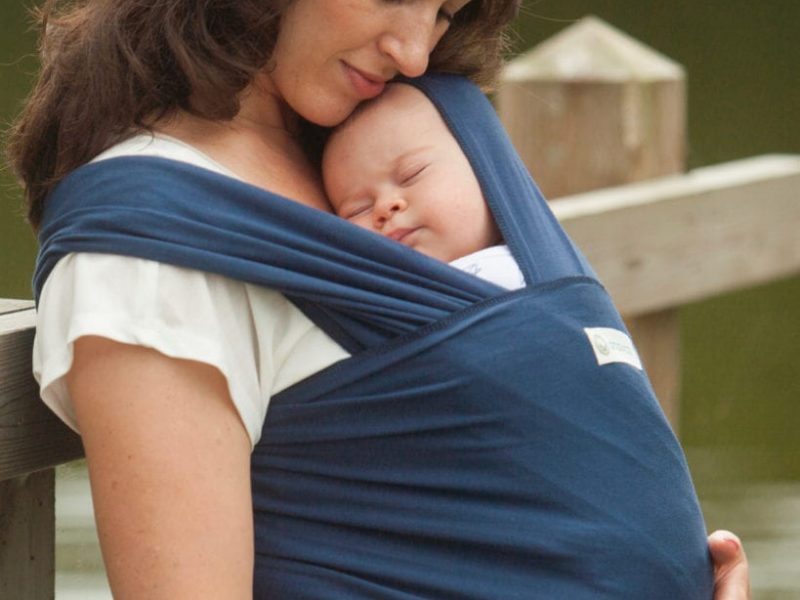 Babywearing and how it can help overcome postnatal depression